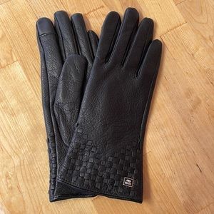 Roots leather gloves size S
